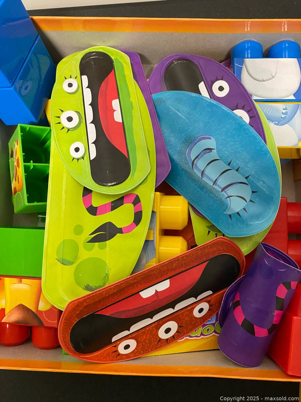 Mega Bloks Domino Build Game | Maxsold