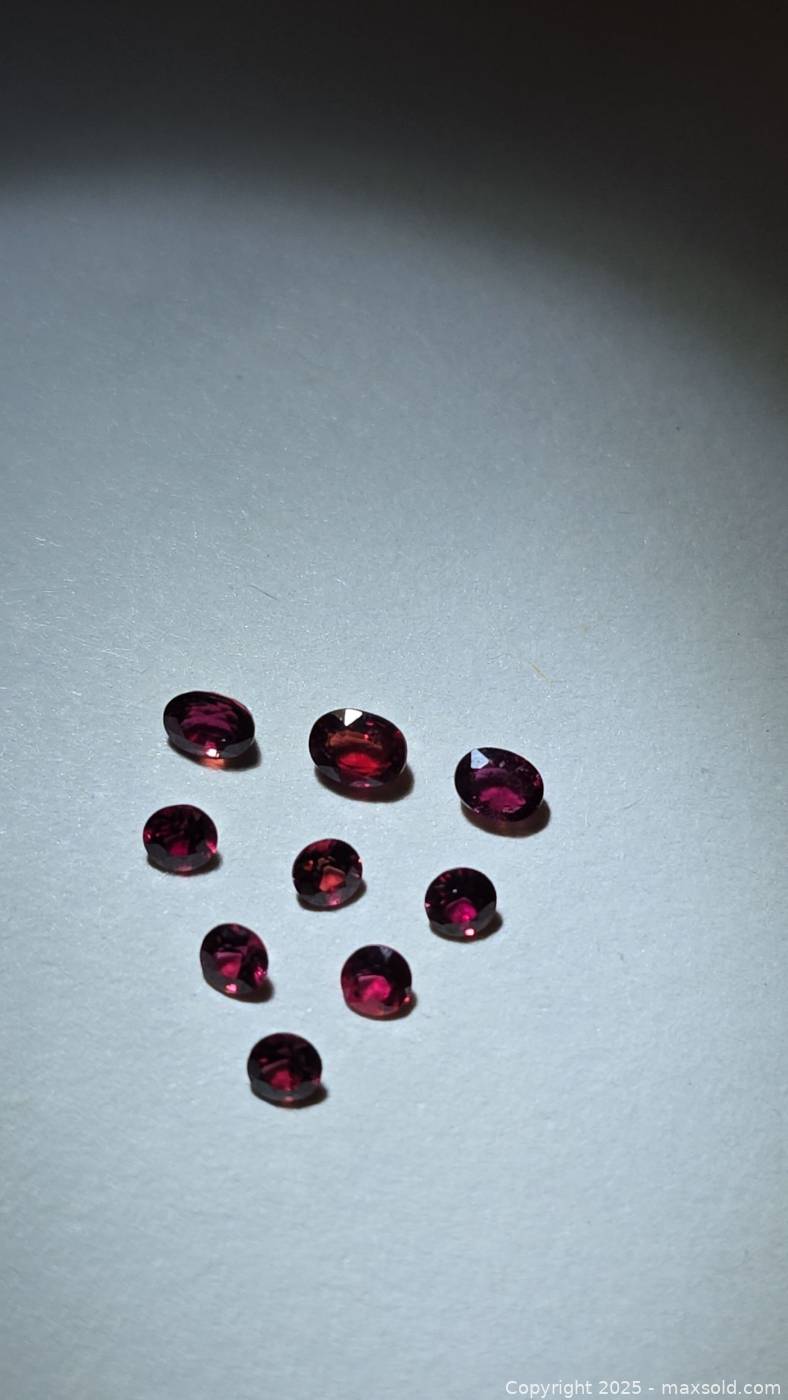 Ruby Synthétique Rond 6mm Rouge Rubis - Qualité AAA VVS1 - Neuf Sans Emballage