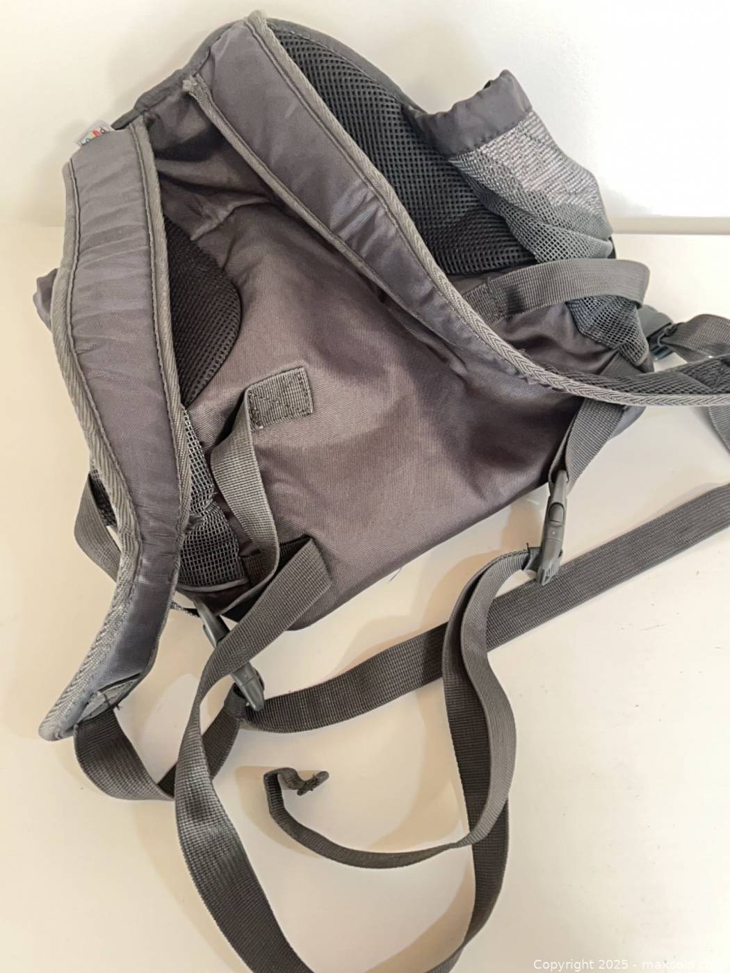 Outward Hound small dog backpack carrier | Maxsold