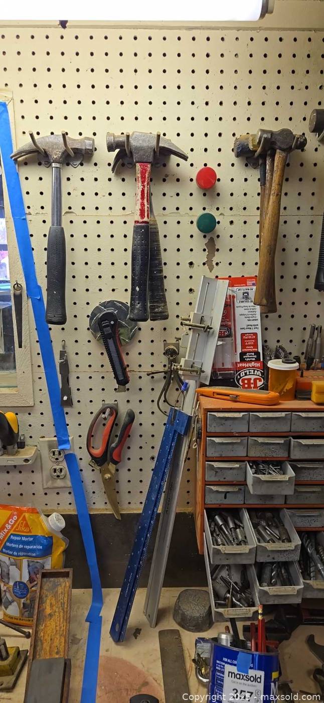 Mixed hand tools with hardware and organizer | Maxsold
