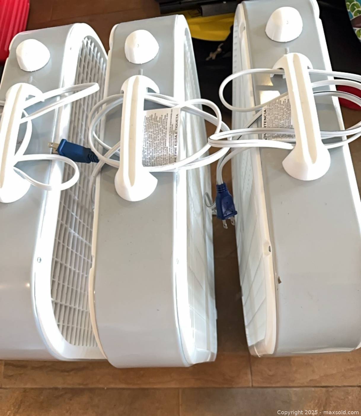 Lasko 20-inch box fans – lot of 3 | Maxsold