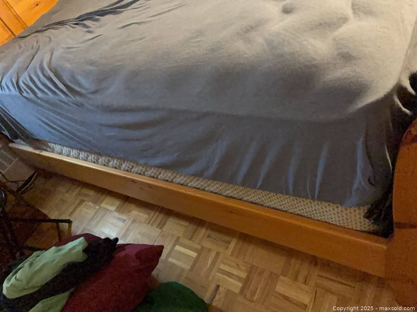 Solid Pine Queen Sleigh Bed | Maxsold
