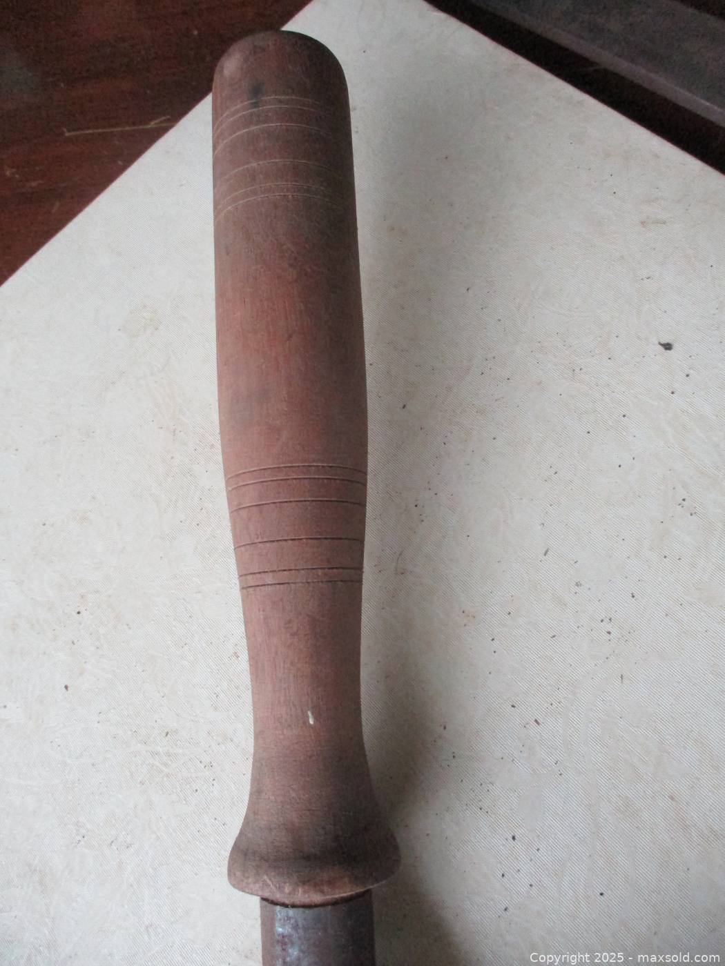 Antique wooden-handled rounded file | Maxsold