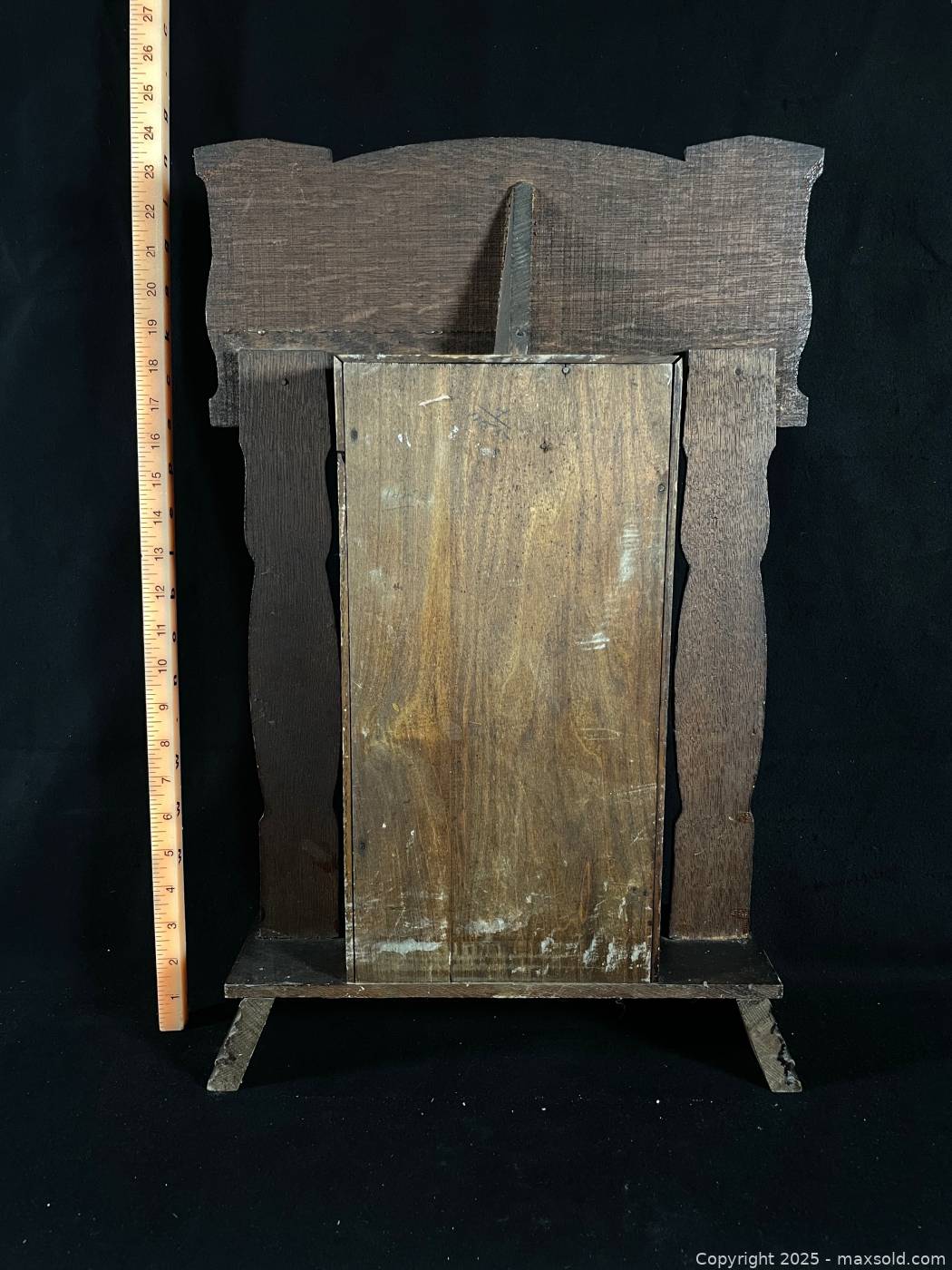 Antique carved wooden mantel clock with pendulum and key | Maxsold