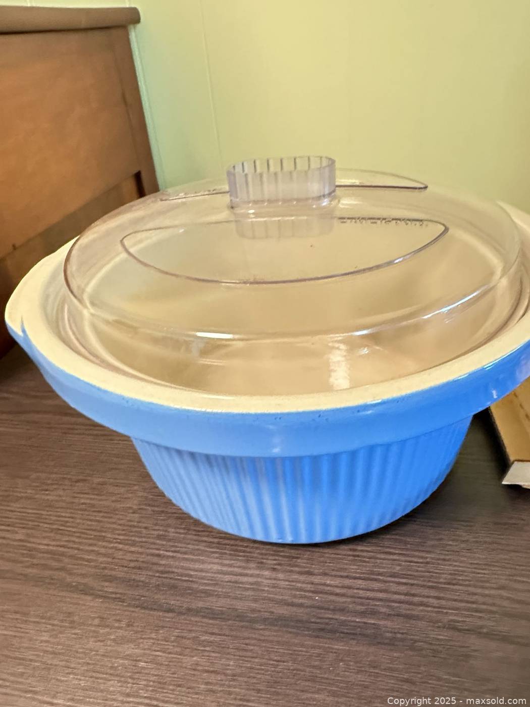 Hamilton Beach Blender, Betty Crocker Waffle Maker, Rival Crock-Pot ...