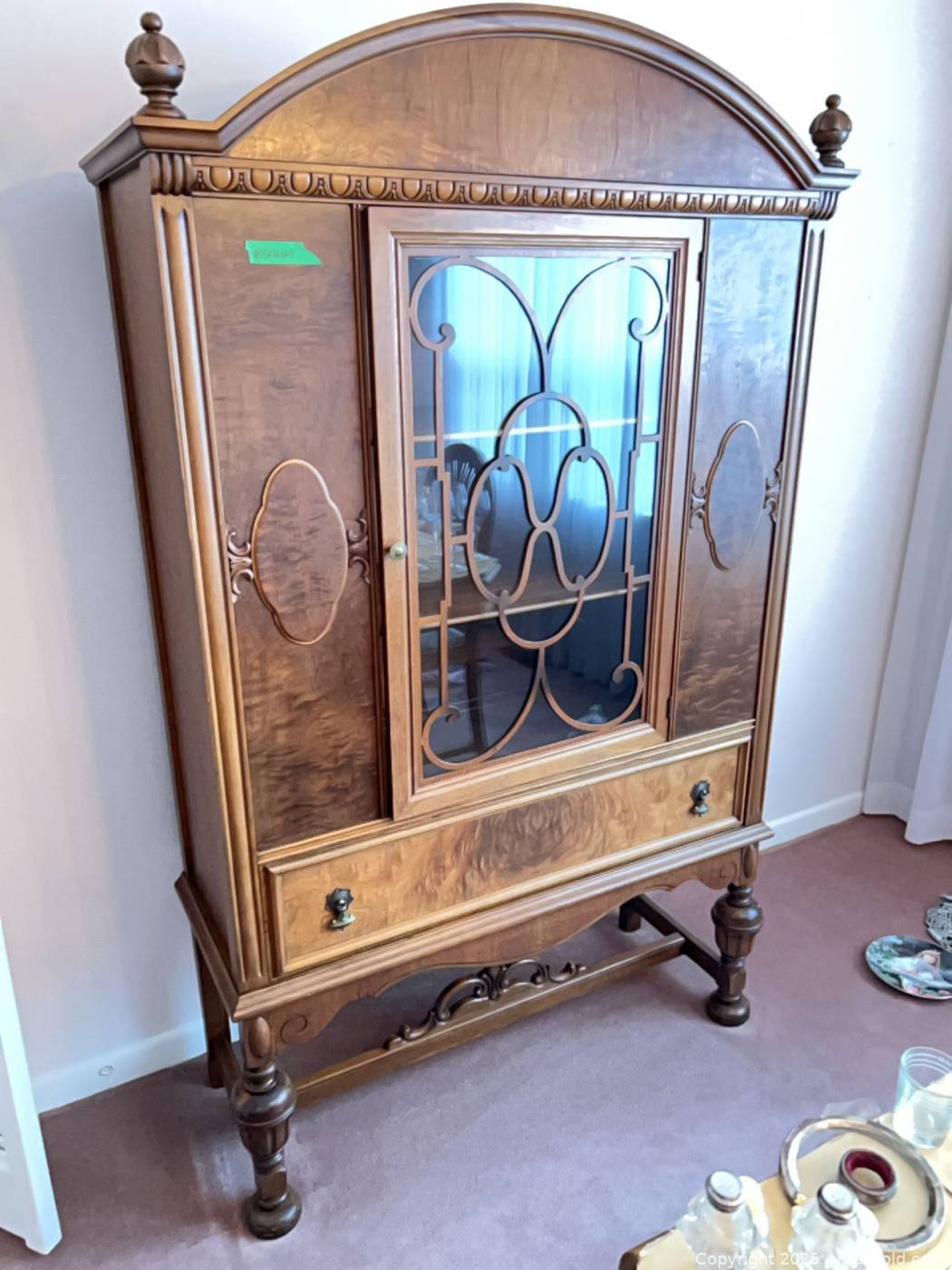 Creative Vintage Wood Display Cabinet Image Detail