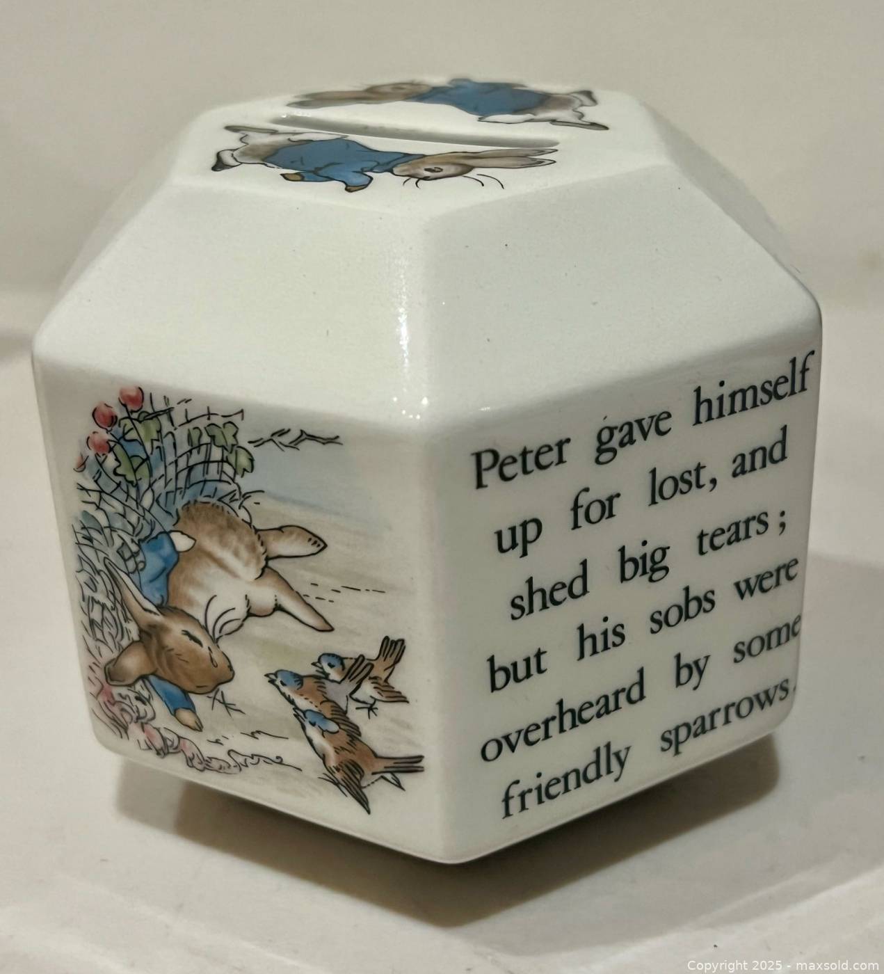 Vintage porcelain Peter Rabbit piggy bank | Maxsold
