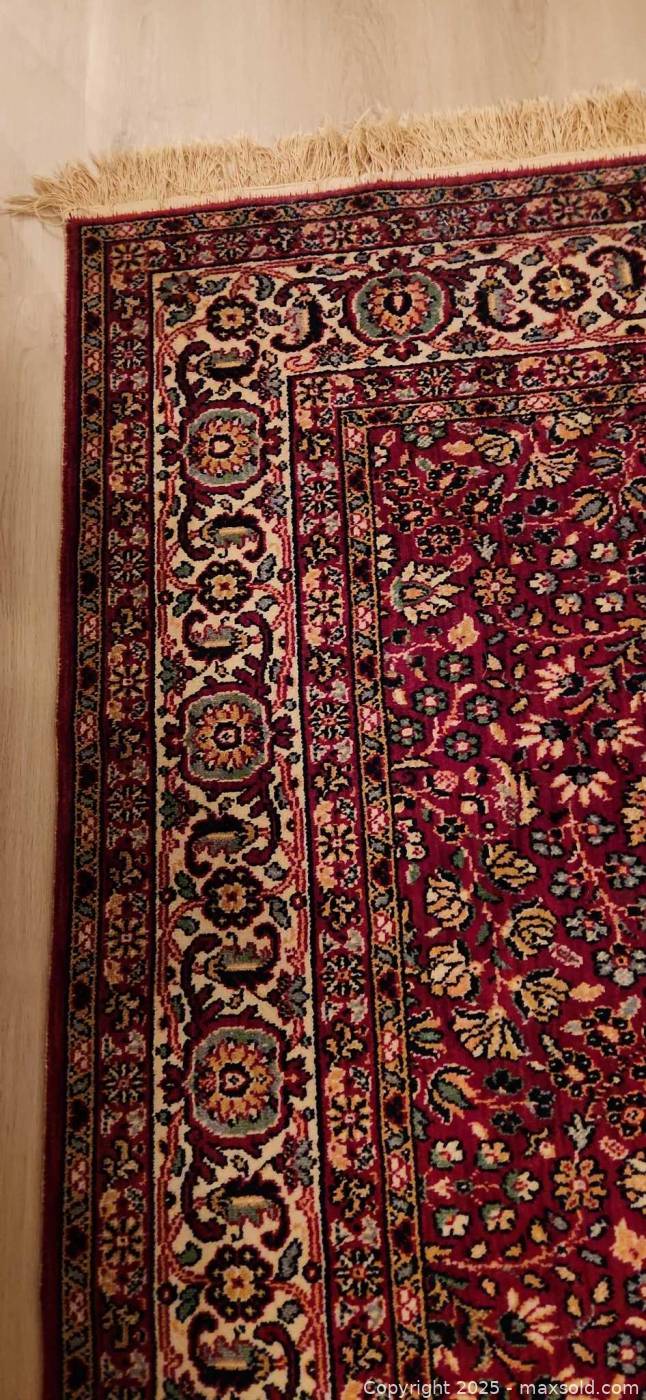 Persian wool area rug 8'9