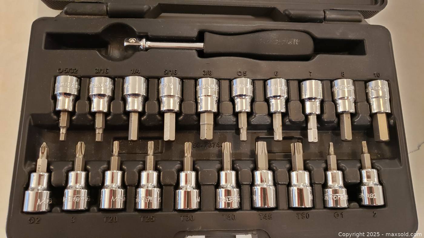 Mastercraft Bit Receiver Mastercraft bit socket set | Maxsold