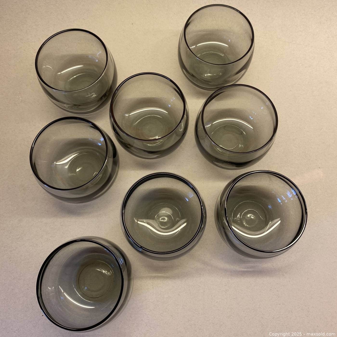 Set of 8 smoky grey roly poly scotch glasses | Maxsold