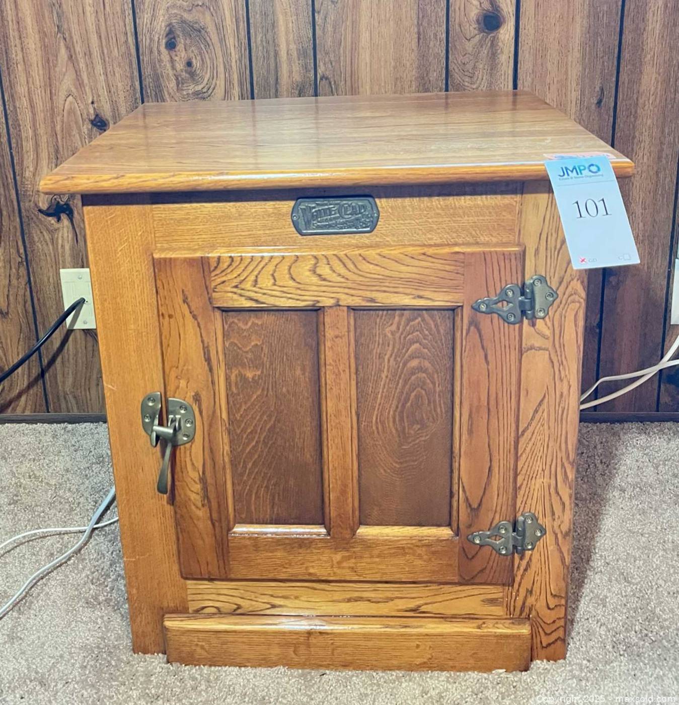White Clad wood ice box end table | Maxsold