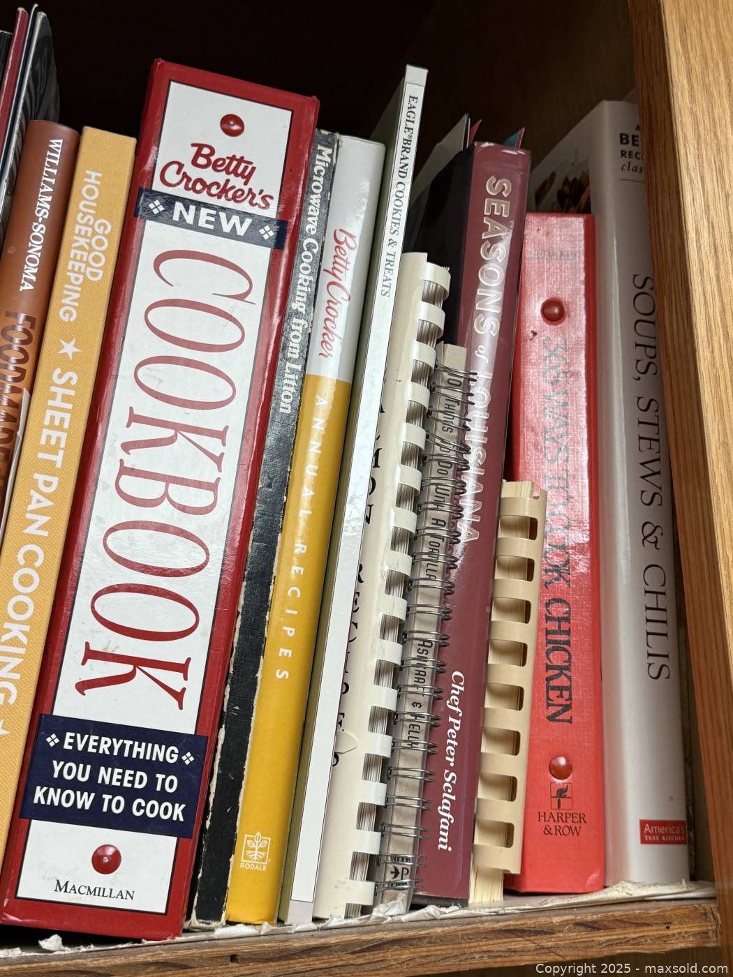 Vintage Cookbook Collection | Maxsold