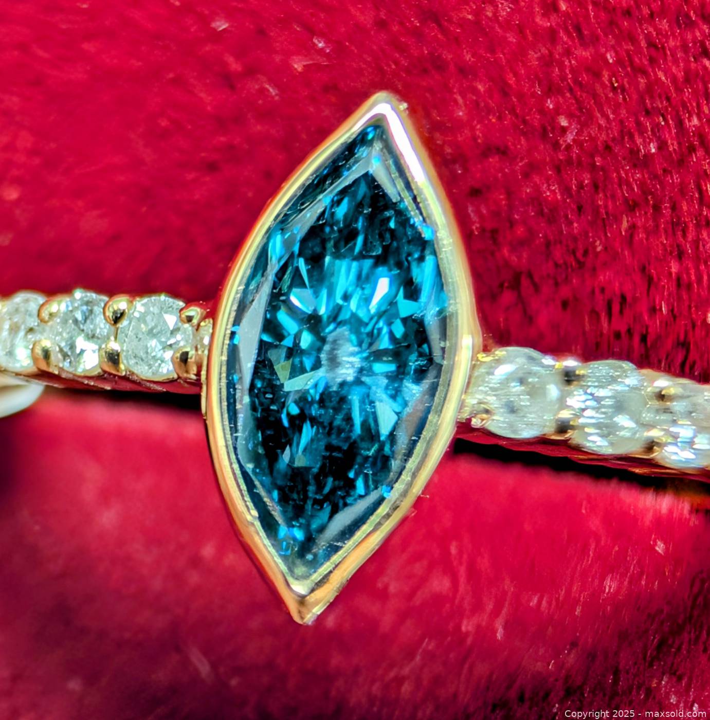 10K Gold Blue Lab Diamond Ring Size 6.5 | Maxsold