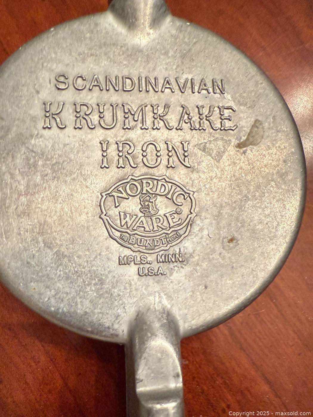 Nordic Ware Scandinavian Krumkake Iron | Maxsold
