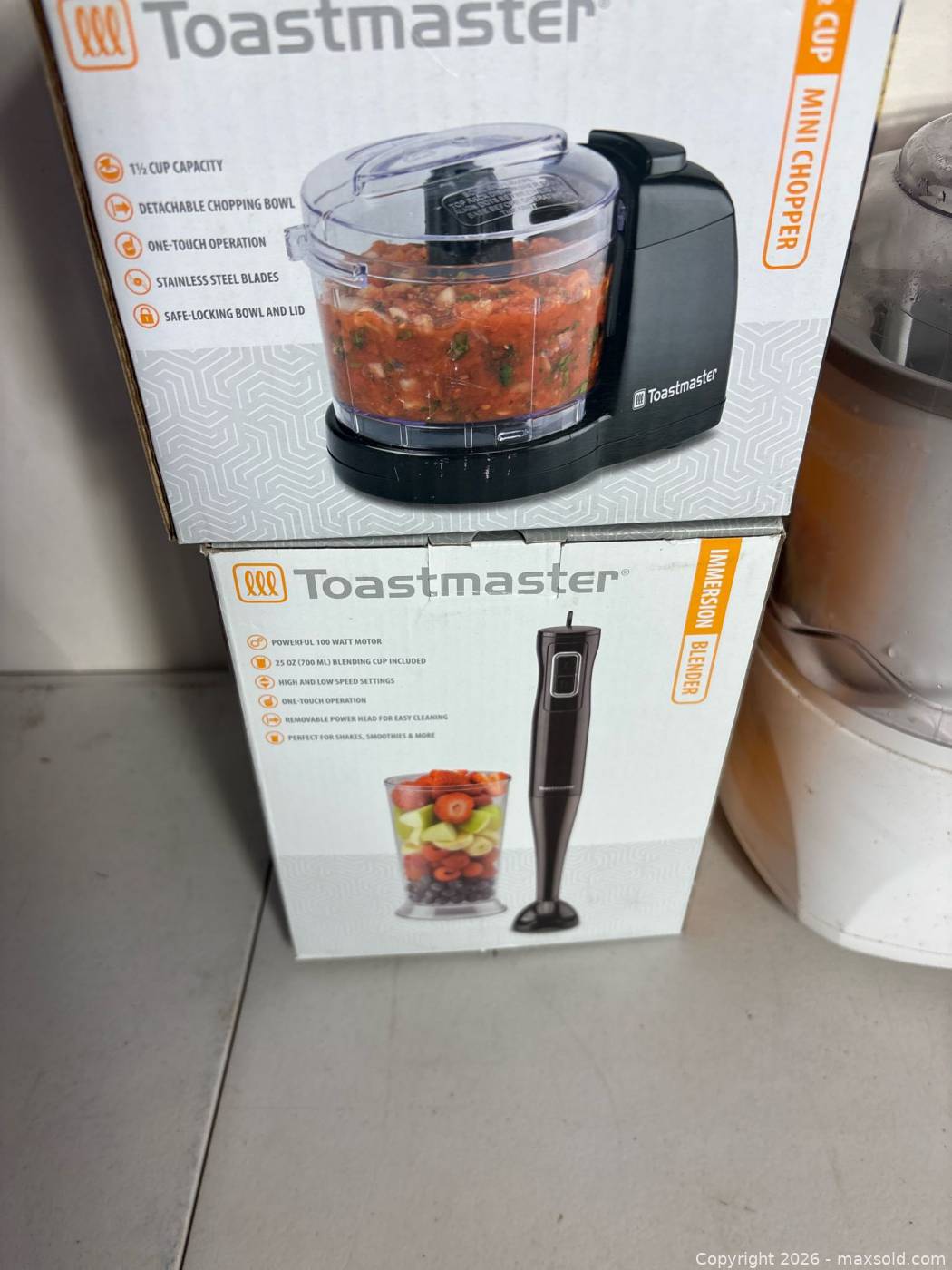 Cuisinart ice cream maker, Toastmaster mini chopper & immersion blender ...