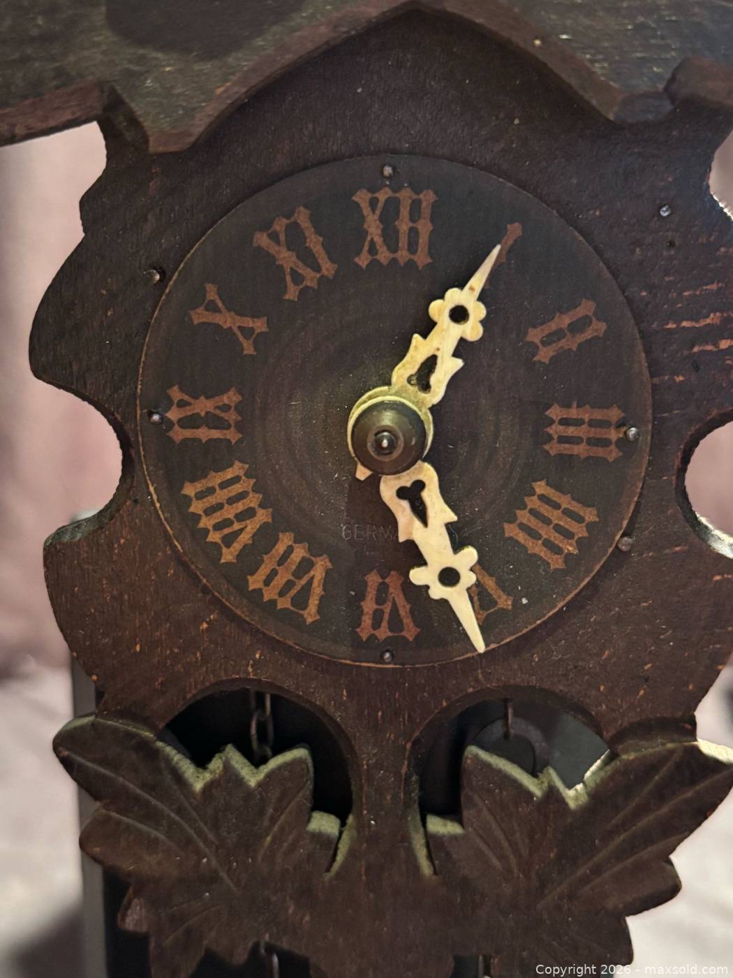 Vintage German carved cuckoo style wall clock 7" x 5" | Maxsold