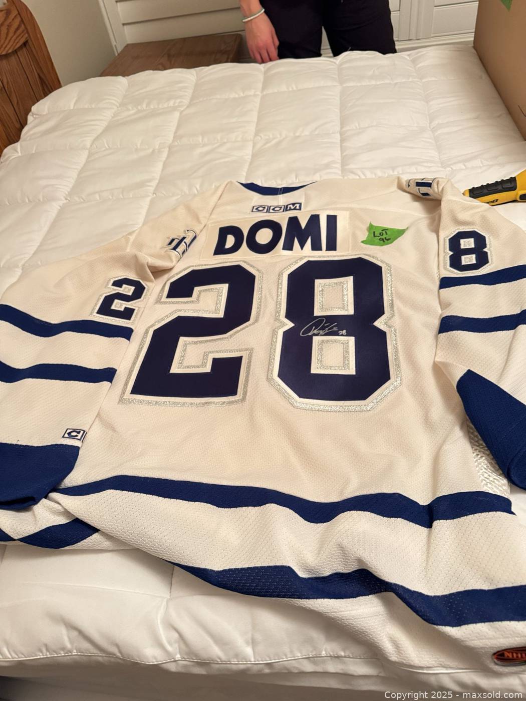 Maillot Officiel Toronto Maple Leafs Away - Licence CCM - Taille M - Occasion Très Bon état - Fabriqué Au Canada