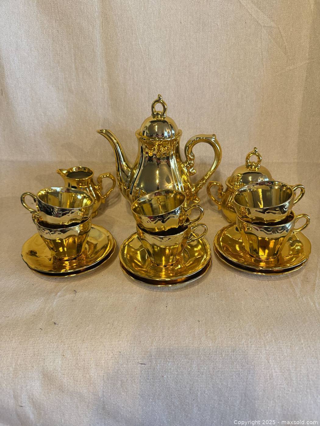 Luster Tea Set Japanese gold-luster porcelain tea set 15-pc | Maxsold