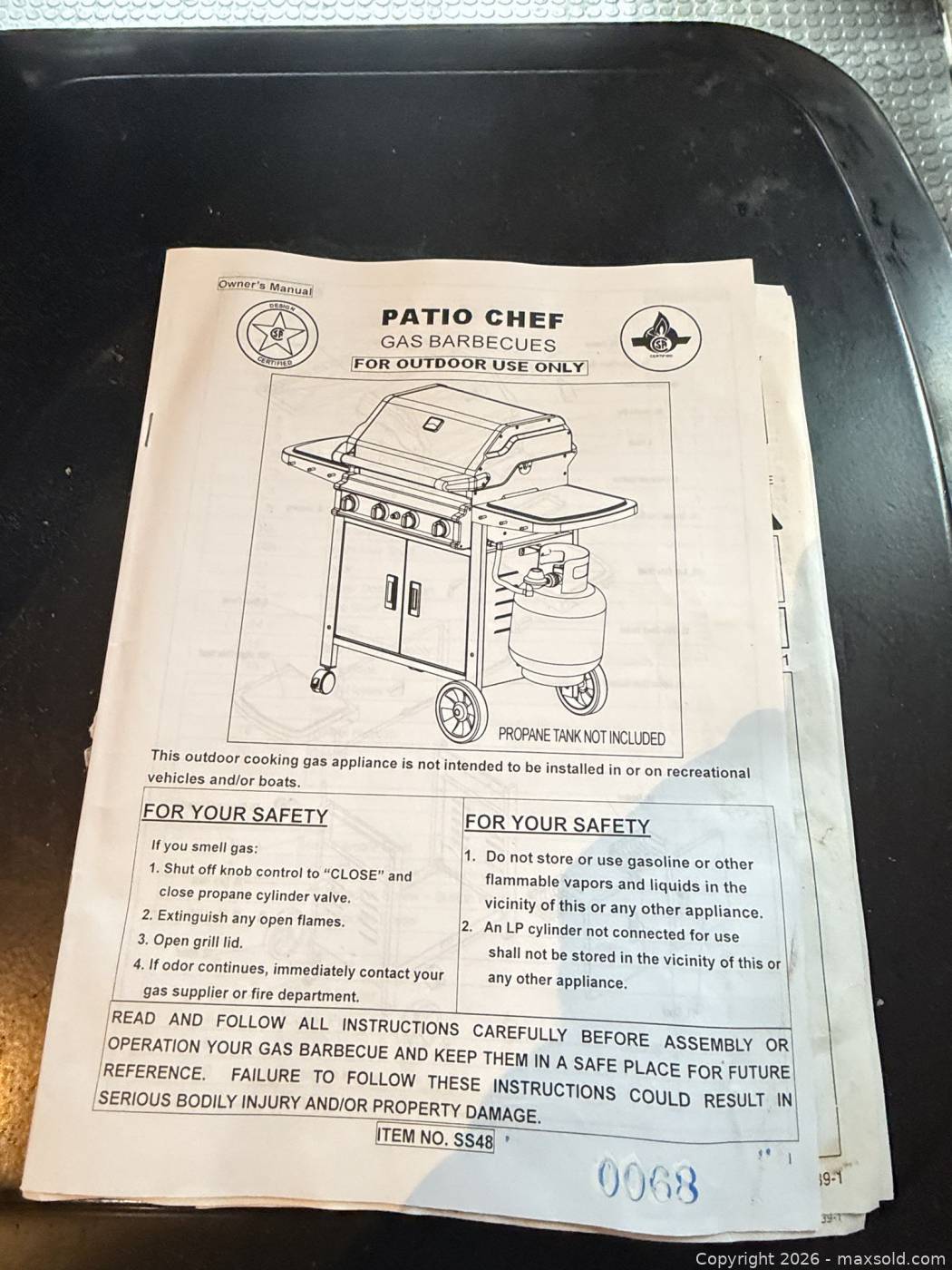 Patio Chef SS48 4-Burner Propane BBQ Grill | Maxsold