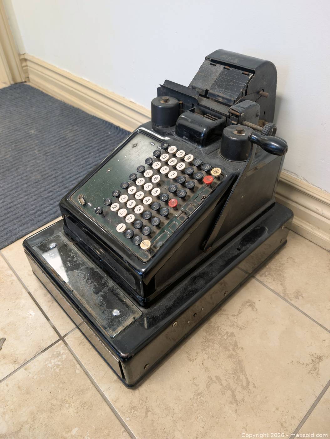 Burroughs mechanical adding machine | Maxsold
