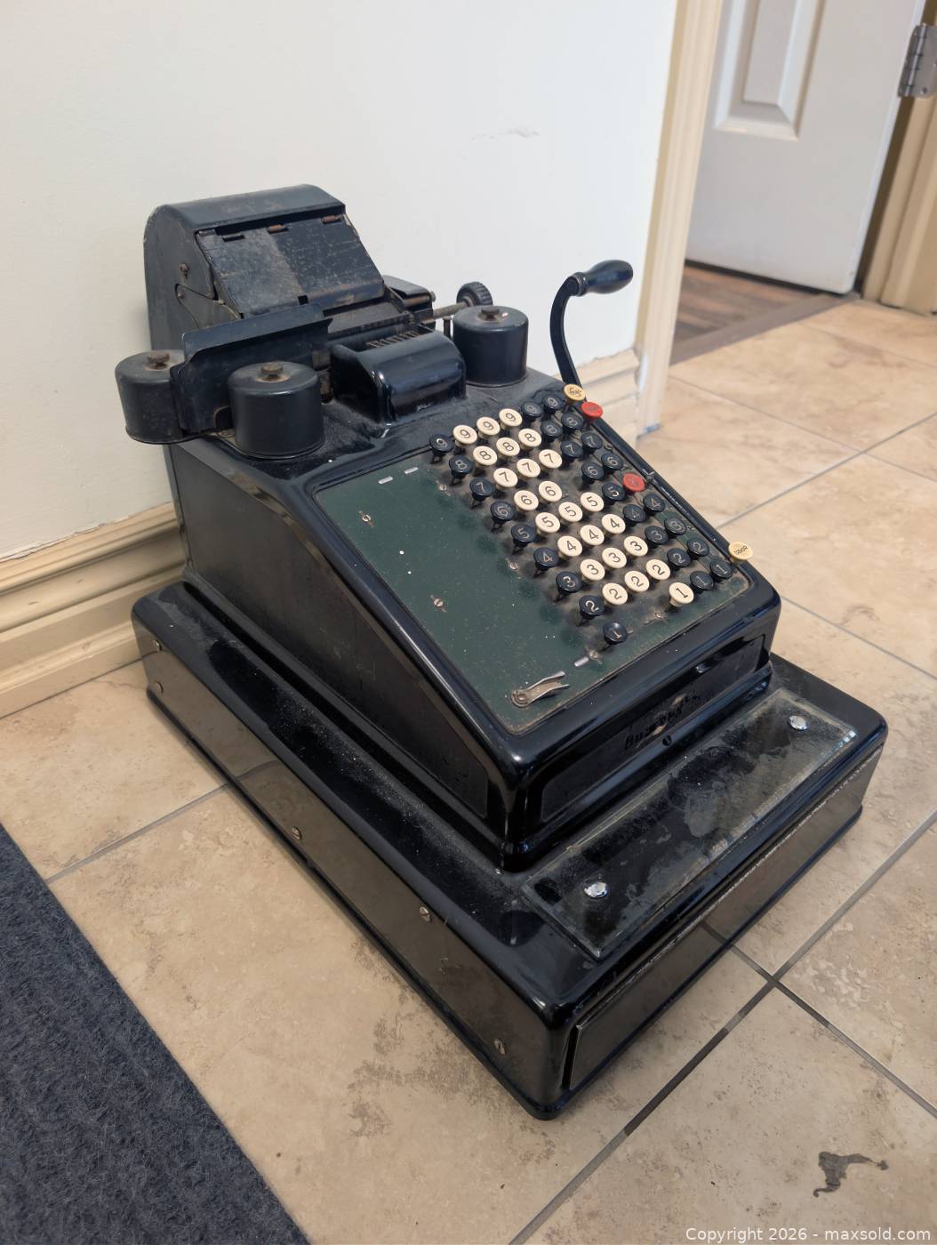 Burroughs mechanical adding machine | Maxsold