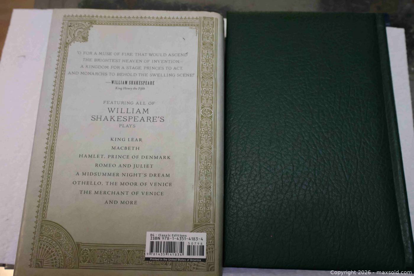 William Shakespeare Complete Plays & Mark Twain Treasury hardcovers