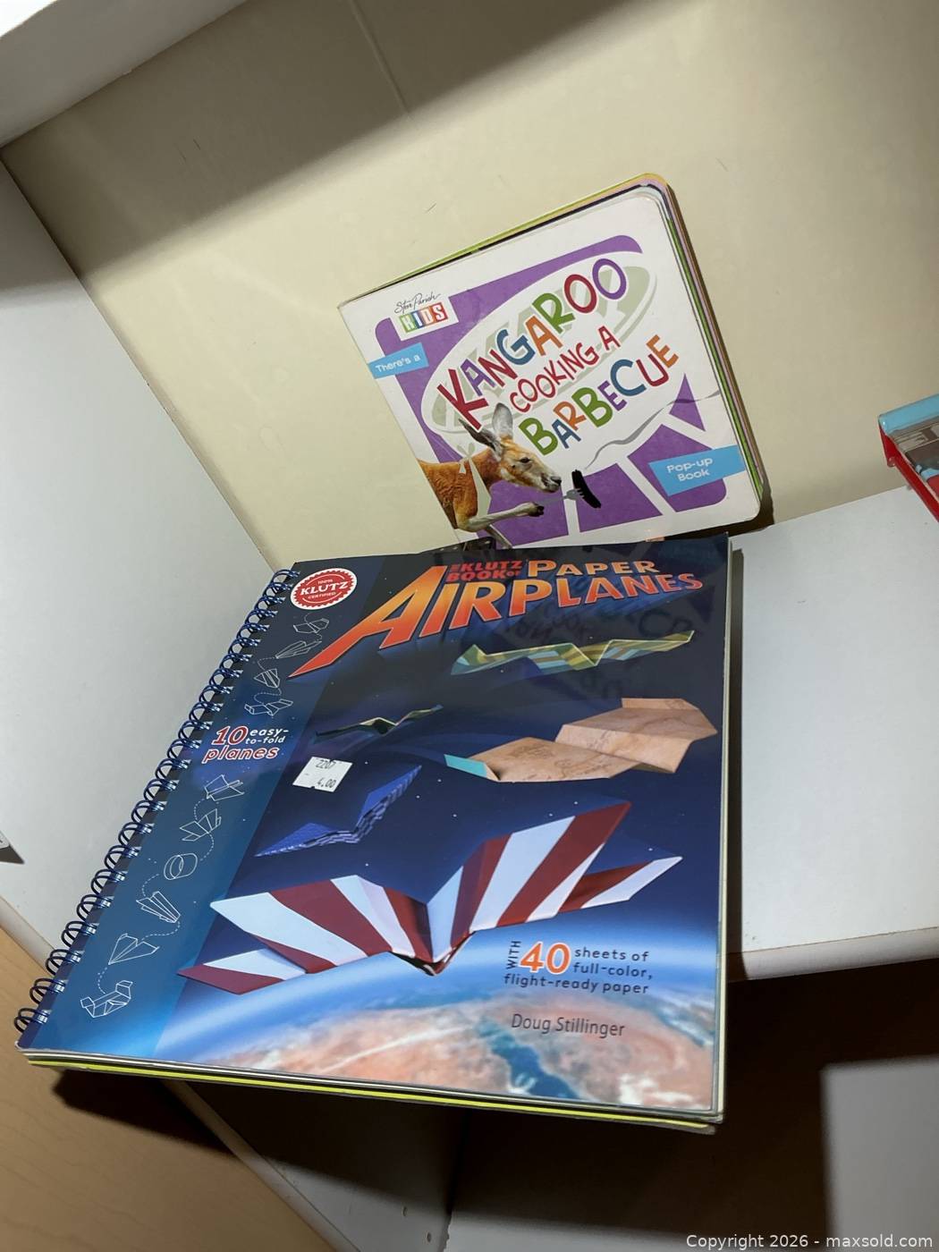 Children’s books incl. Star Wars & kits | Maxsold