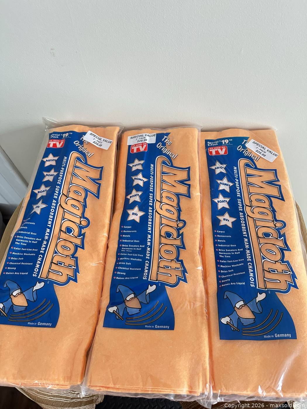 Magic Loth Three packages Magicloth absorbent cloths new | Maxsold