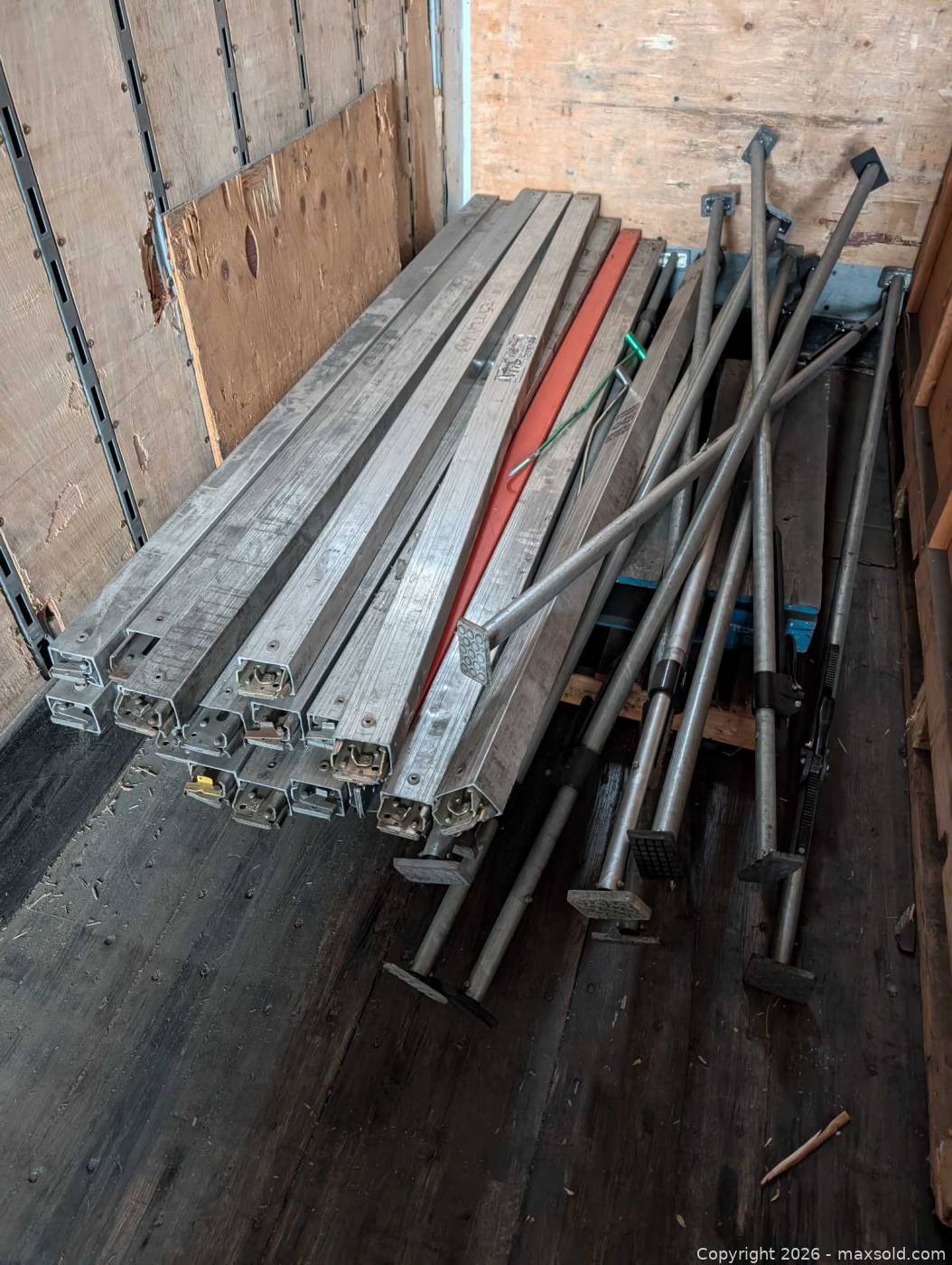 Load Locks Material Logistic Bars And Adjustable Load Locks | Maxsold