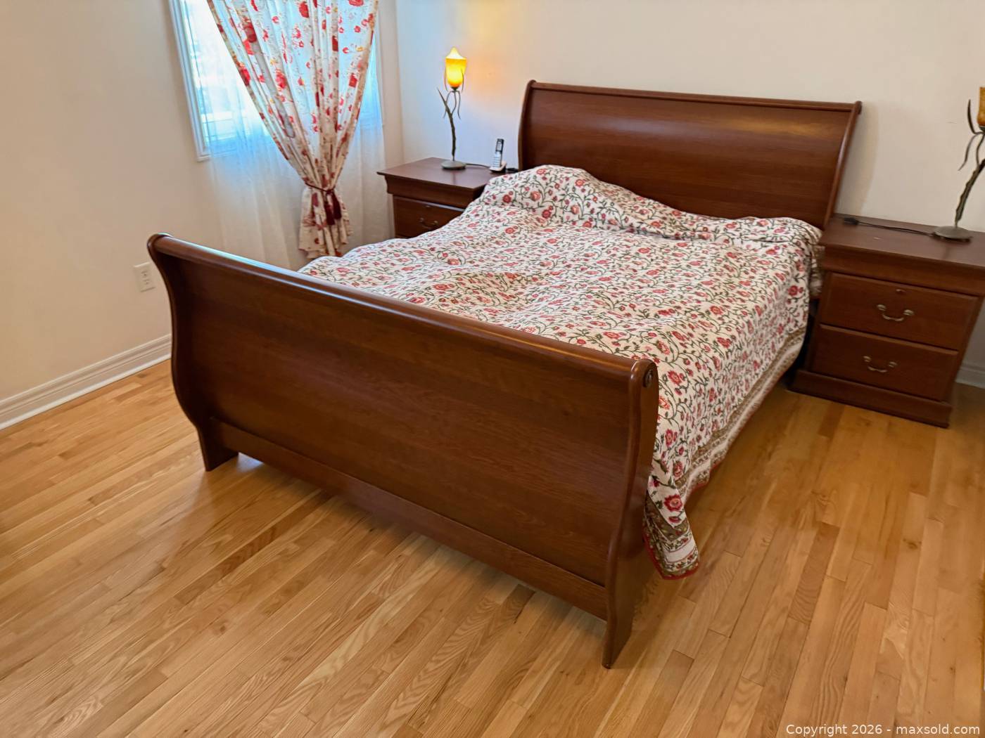 Cherry Wood Queen Sleigh Bed Frame | Maxsold