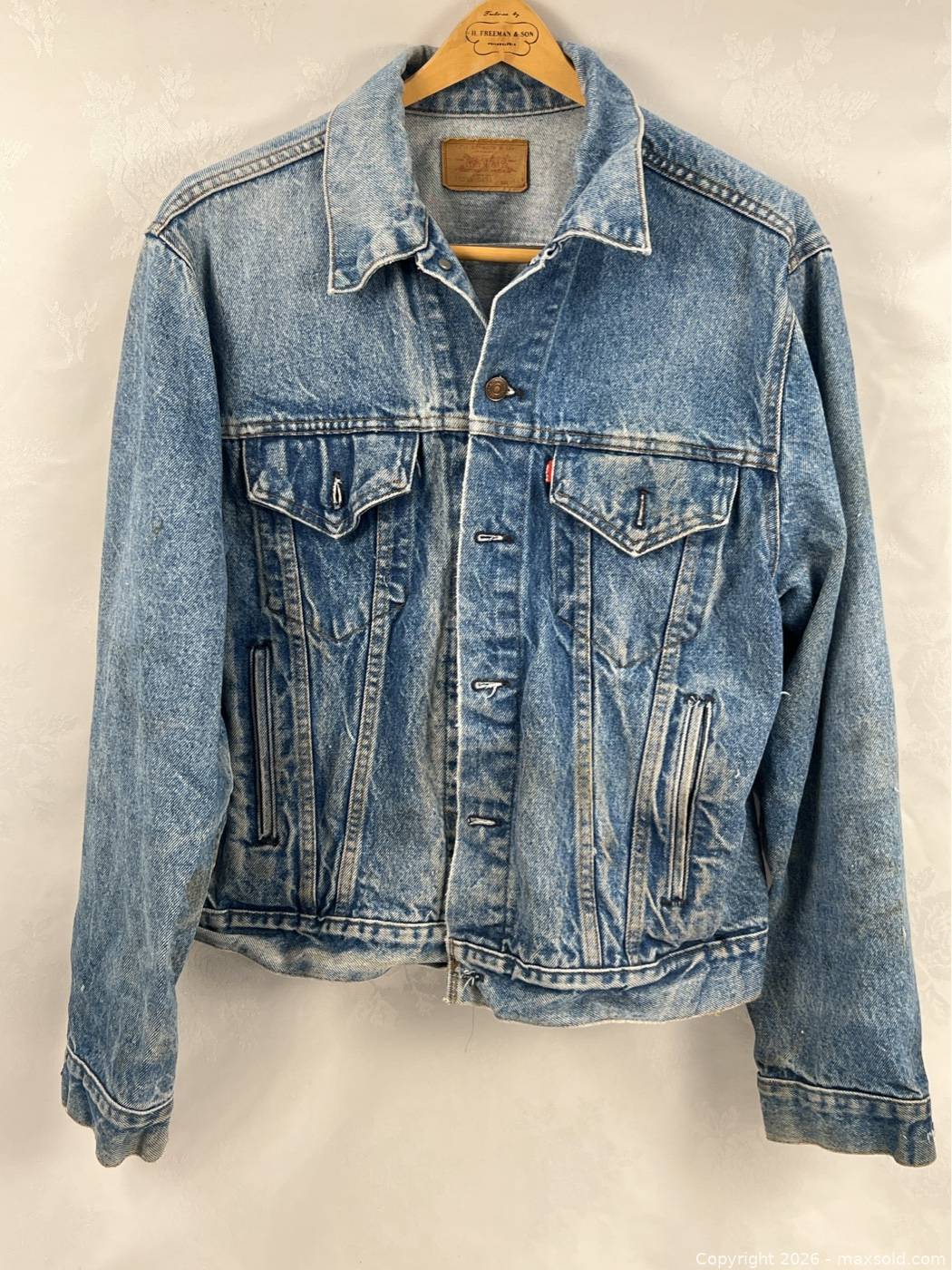 Vintage Levi's 70506 Denim Jacket Size 46 | Maxsold