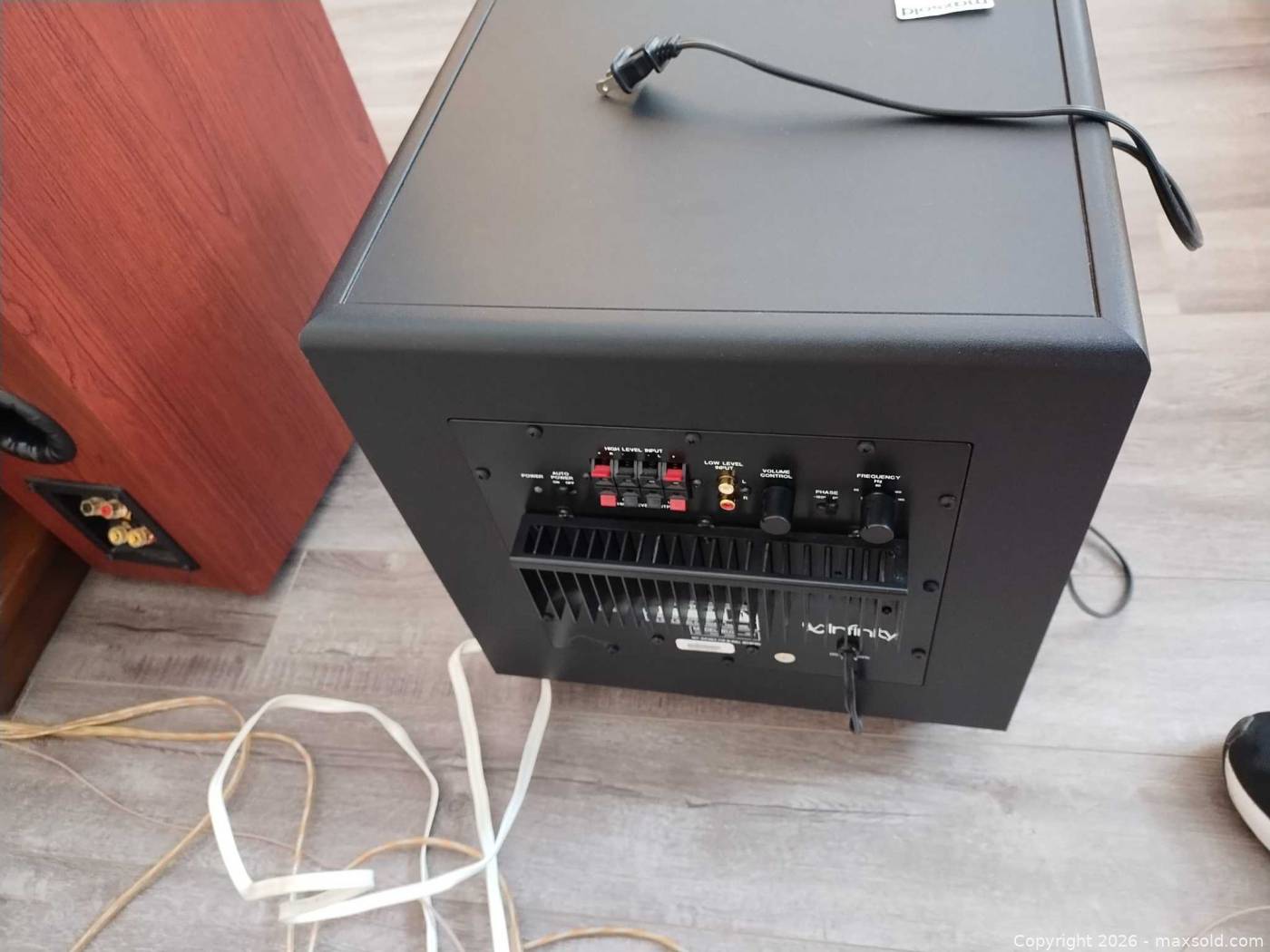 Infinity BU2 Powered Subwoofer | Maxsold
