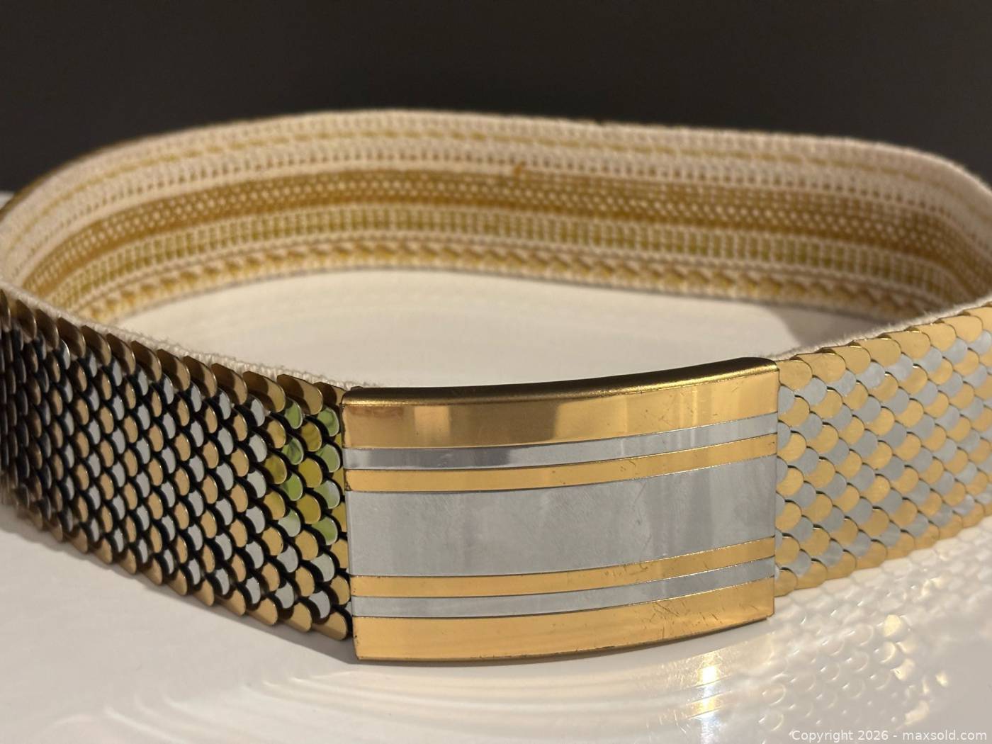 Vintage Silver Fishscale Stretch Belt with Round Disc Hook Closure Disco Silver Vintage Belts for sale | eBay main image 3