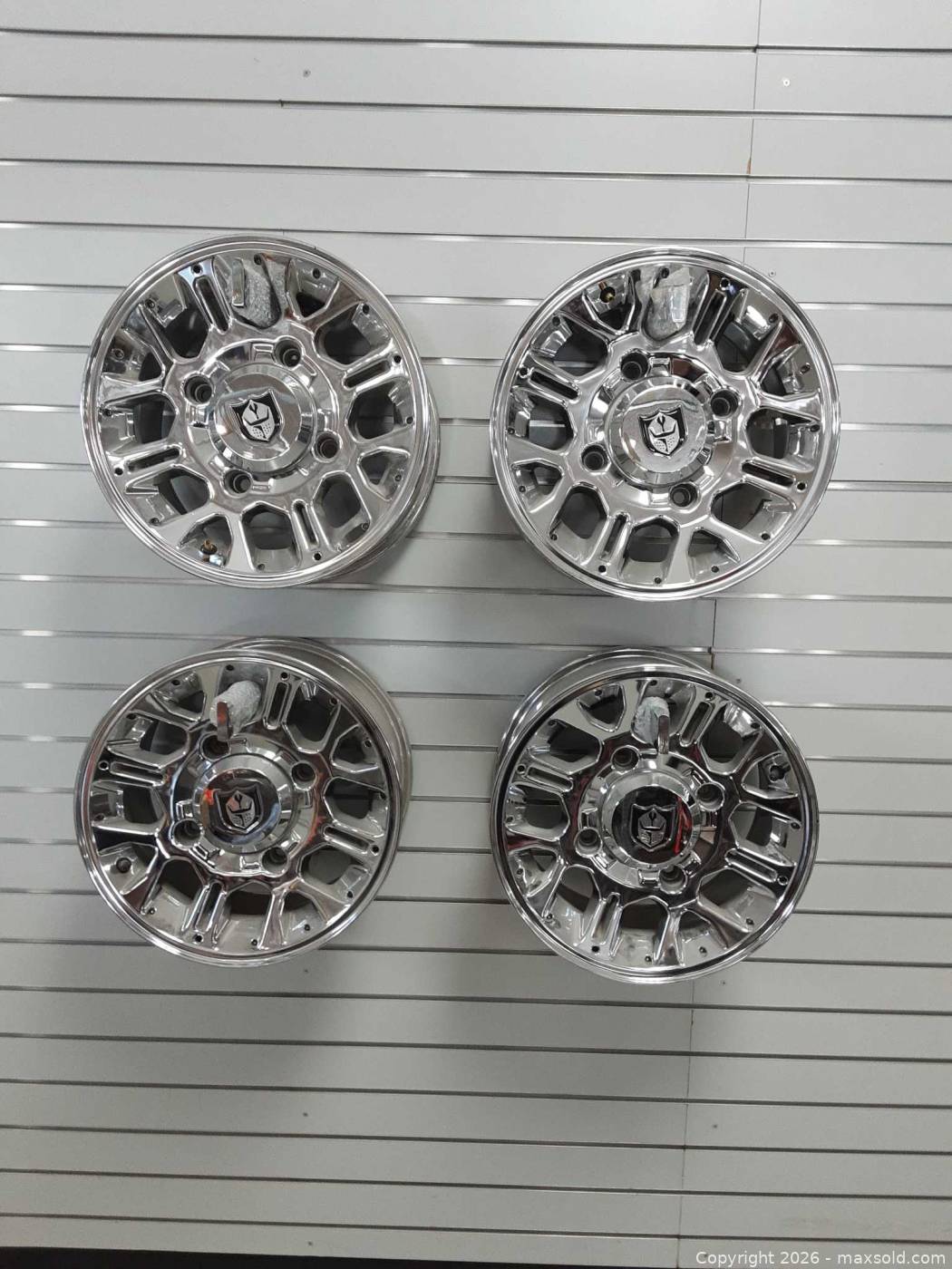 Pro Armor Thrasher Chrome Rims 14x8 Set of 4 | Maxsold