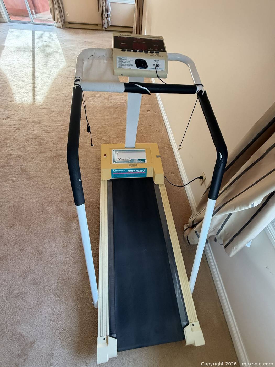 Vitamaster Exercise Machine Vitamaster Soft-Trac Electric Treadmill | Maxsold