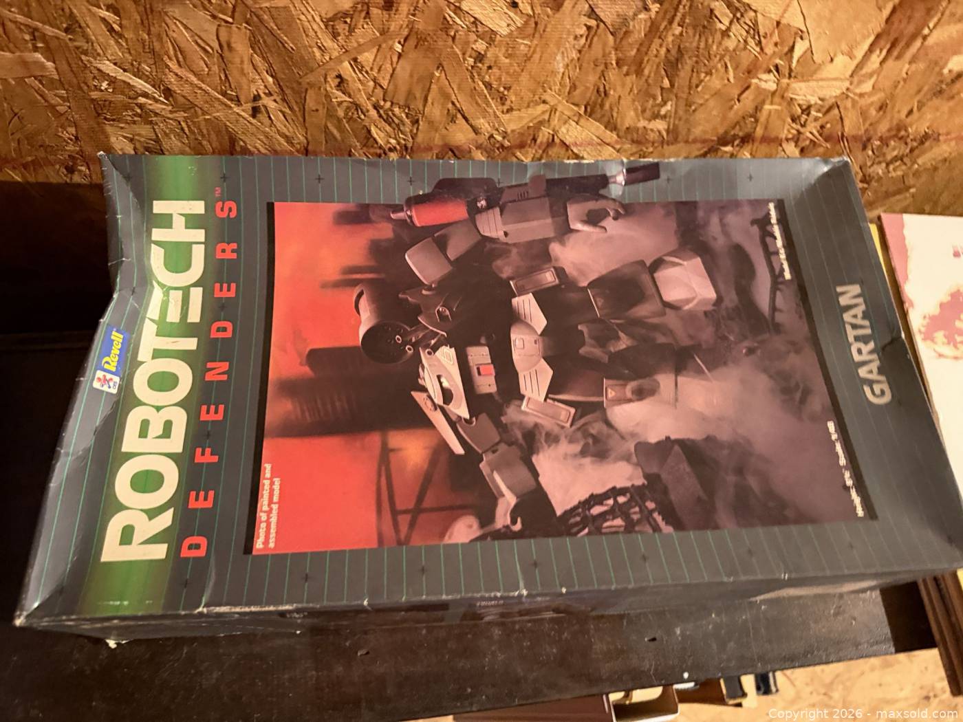 Robotech Monogram Revell & Monogram model kits, 3 unbuilt | Maxsold