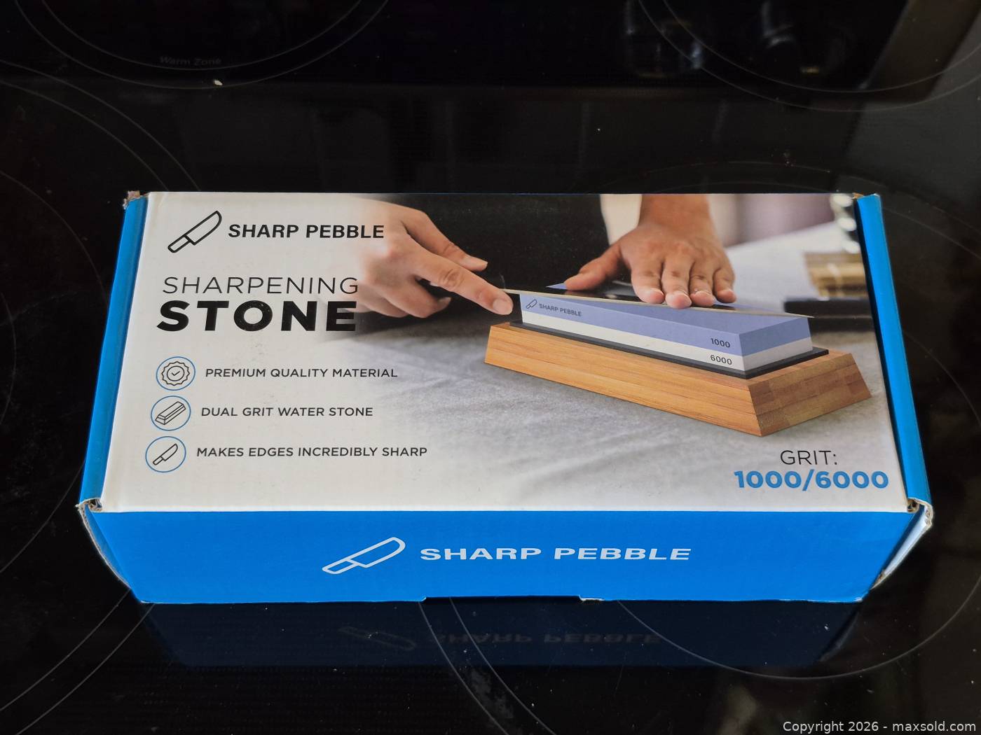 New Sharp Pebble 1000/6000 Dual-Grit Sharpening Stone Set | Maxsold