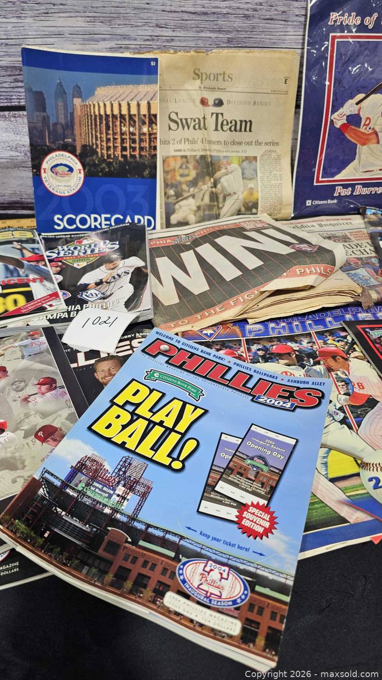 Philadelphia Phillies yearbooks, scorecards, magazines, newspapers and ...