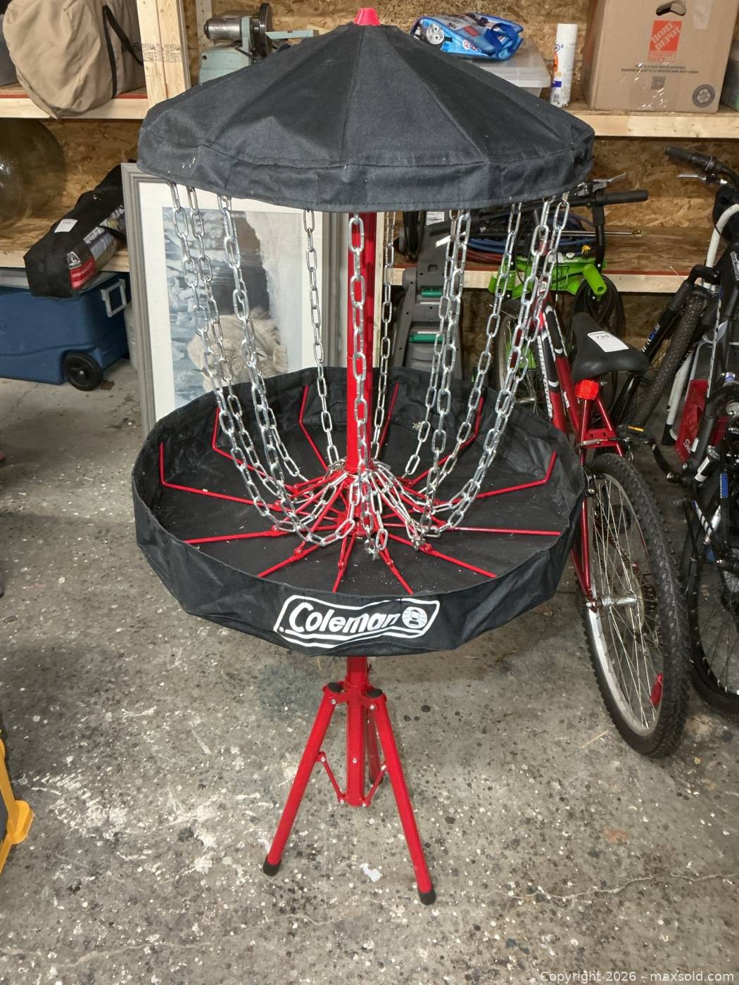 Coleman disc golf basket with discs | Maxsold