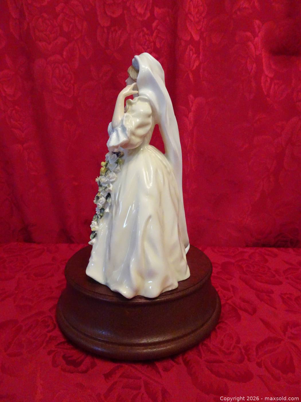 Royal Doulton Princess Diana Figurine LE | Maxsold