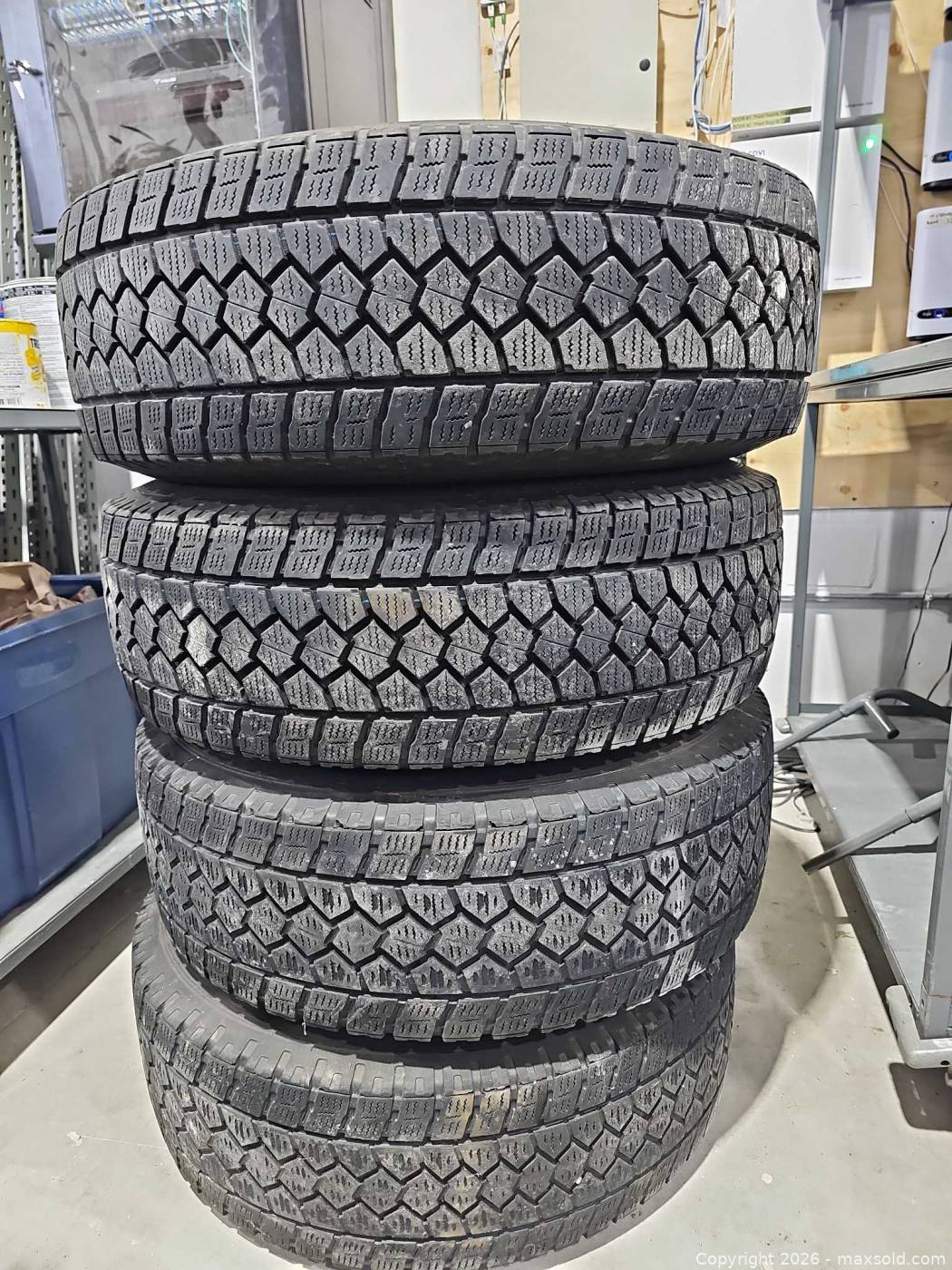 4 LT265/70R17 studdable winter tires on steel rims | Maxsold