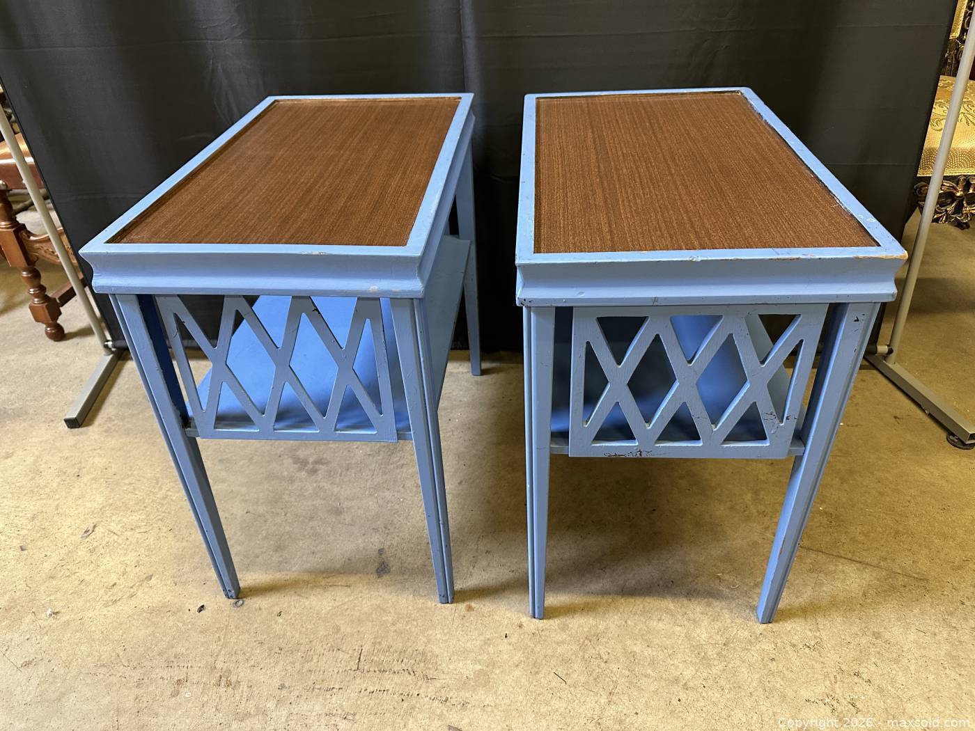 Table Design Color:blue Pair blue lattice side tables with wood tops | Maxsold