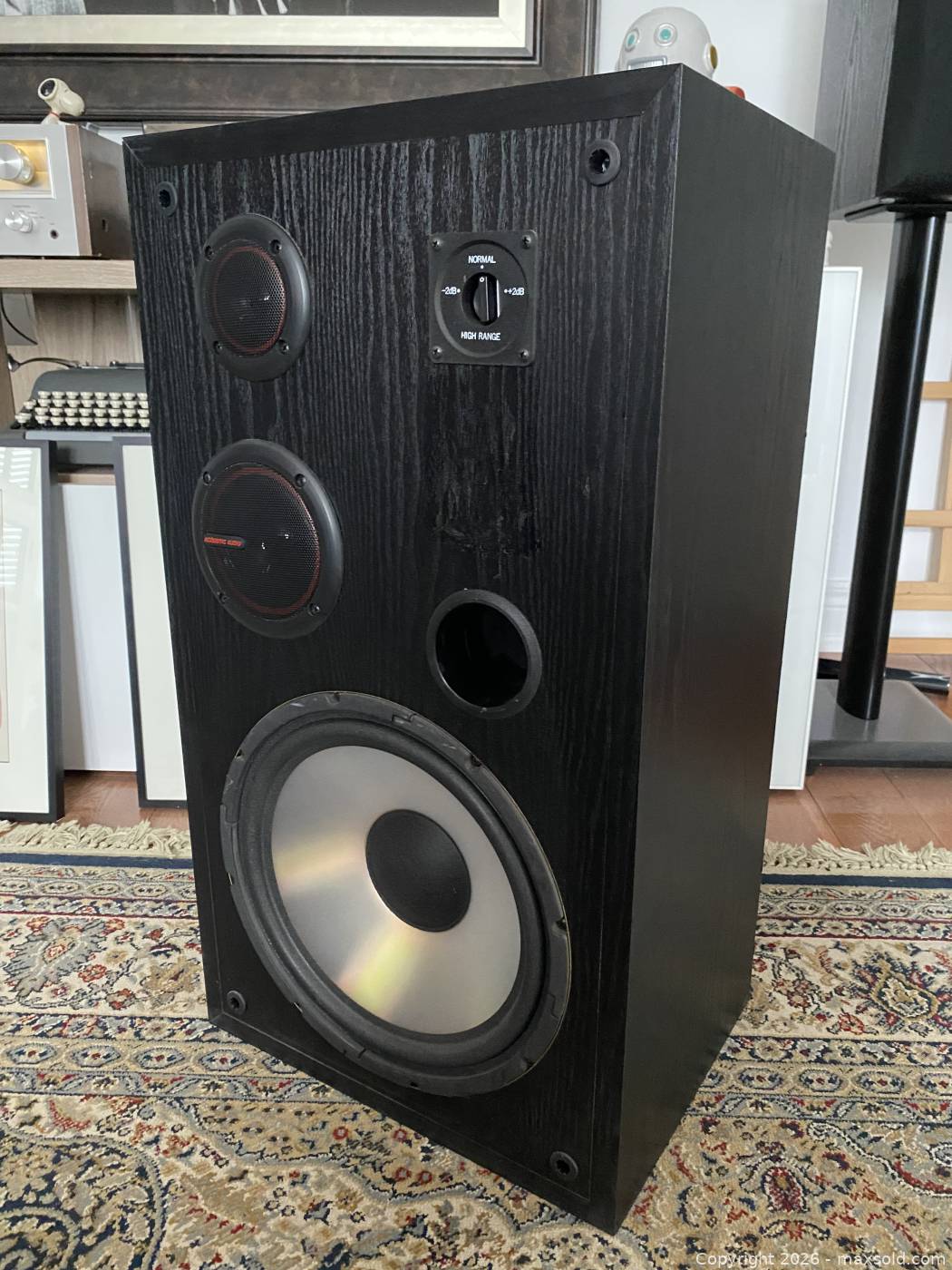 Audio H Acoustic Audio H-CD12 floor speakers pair | Maxsold