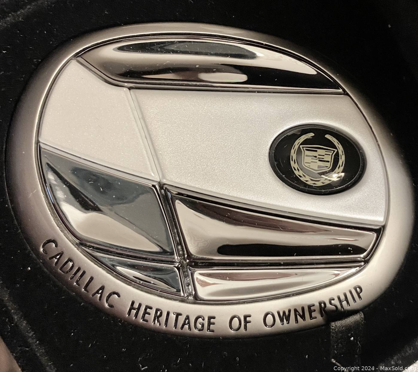 Cadillac Heritage of Ownership Grille Medallions | Maxsold