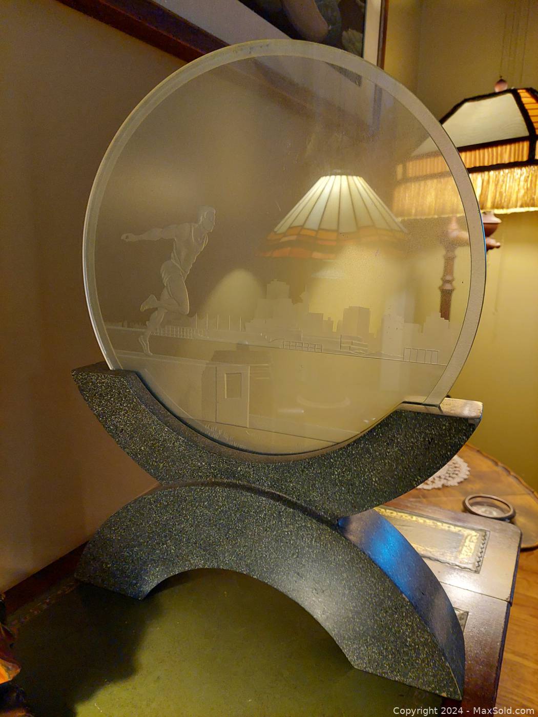 Harry Jerome Tribute Sculpture Cultured Granite & Etched Glass | Maxsold