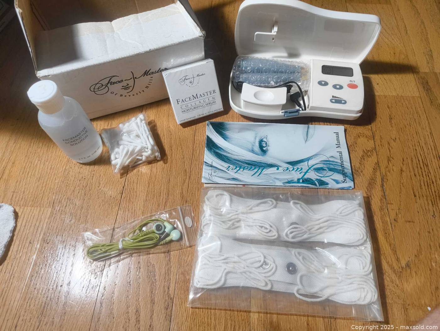 FaceMaster Beverly Hills Skincare System Kit | Maxsold