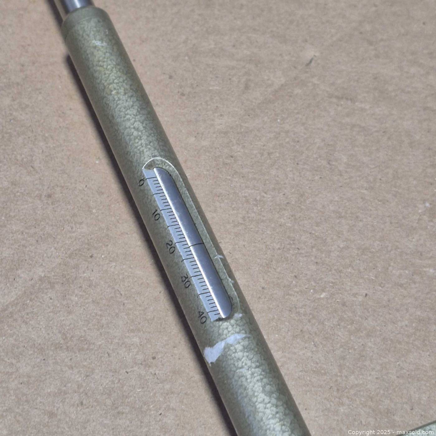 Vintage Parallax Measuring Bar | Maxsold