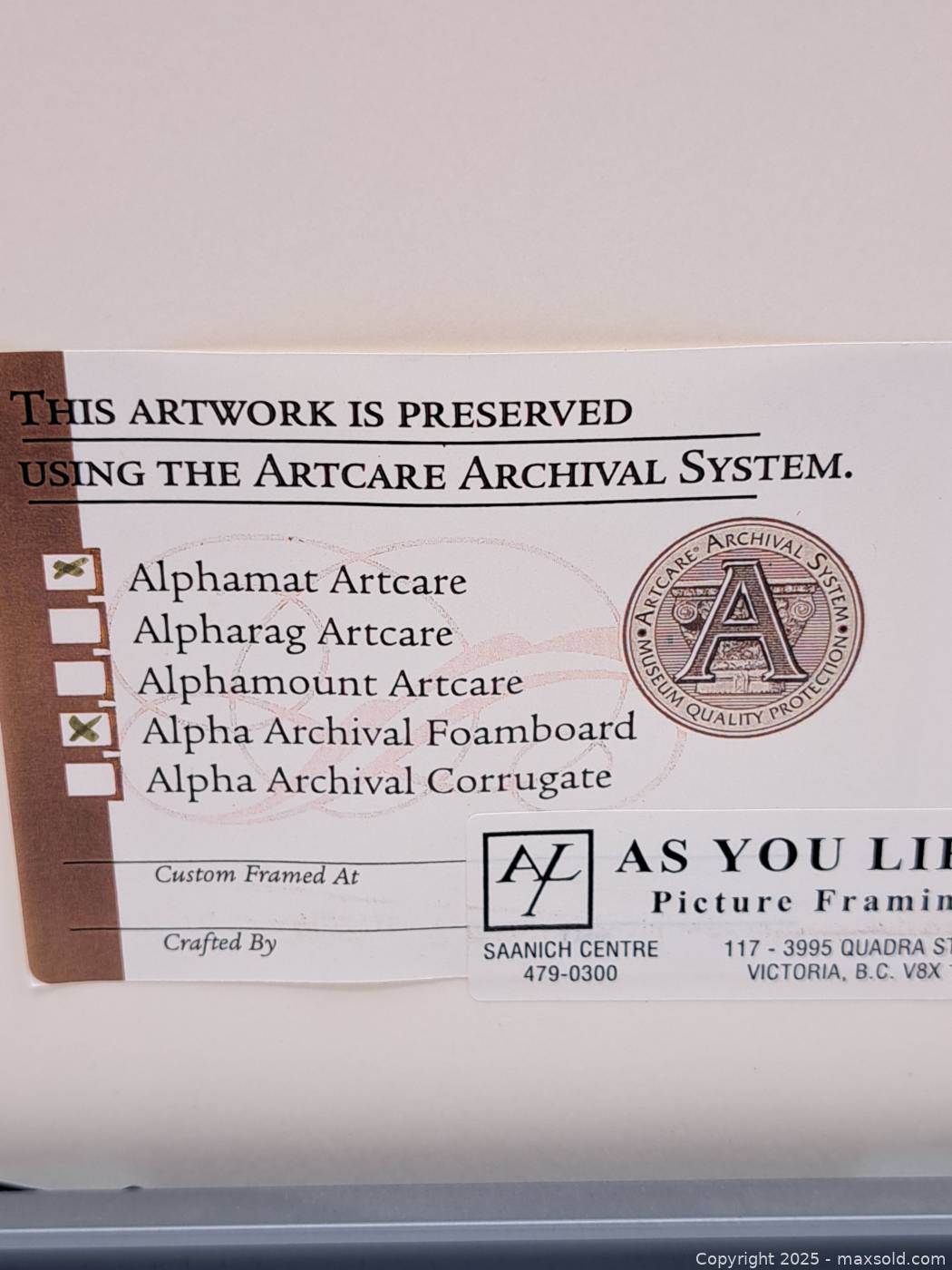 Picture frame with archival mat | Maxsold