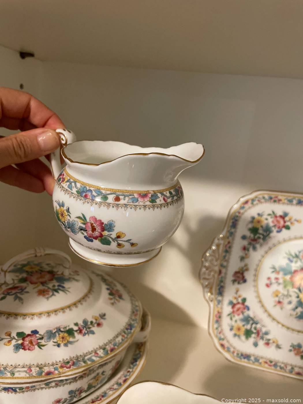 Foley China Ming Rose part tea and dinnerware | Maxsold